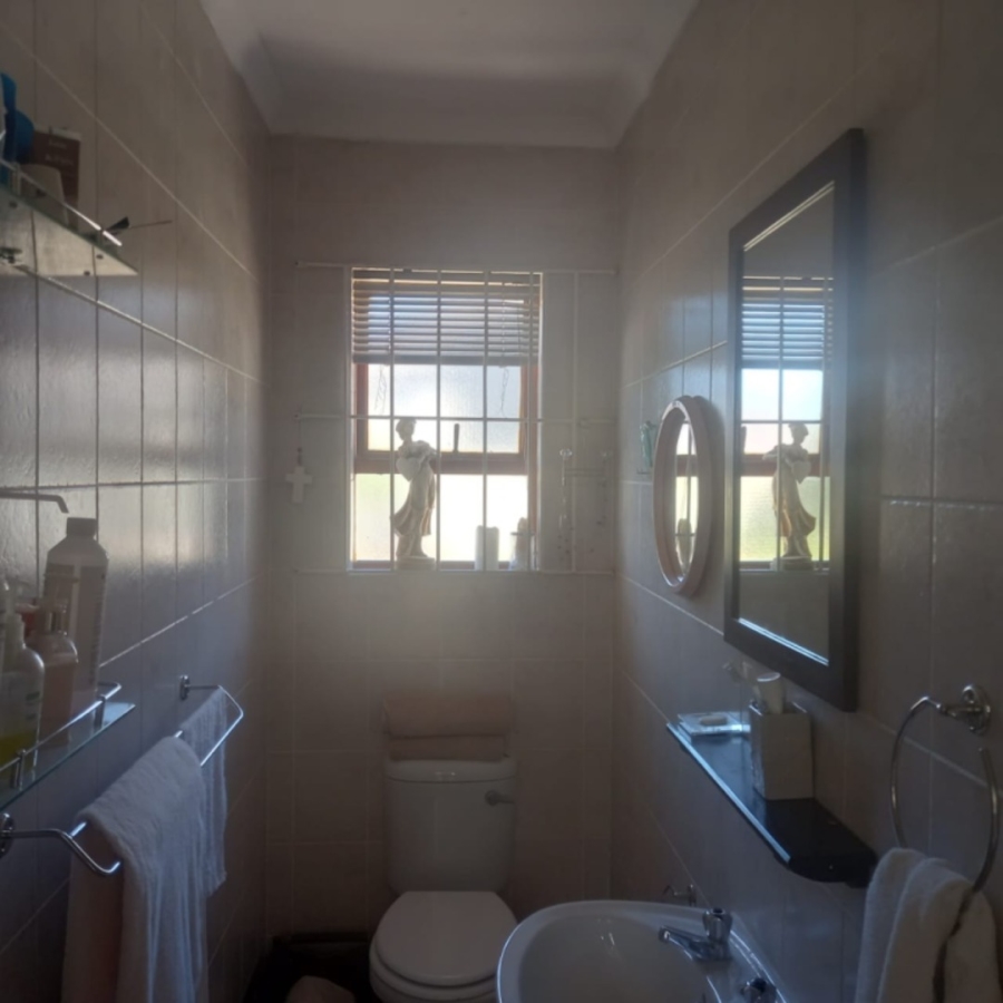 3 Bedroom Property for Sale in Vredenburg Western Cape